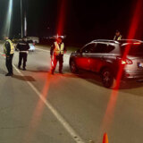 MUP upozorio na lica koja se lažno predstavljaju kao policajci: Kako prepoznati prave saobraćajne policajce? (VIDEO) 6