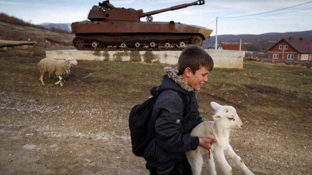 "NATO će polomiti zube na nama": Kakve su bile vesti na dan kada je počelo bombardovanje Jugoslavije? 1