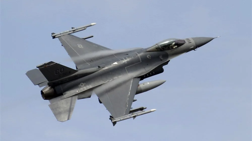 borbeni avion F-16