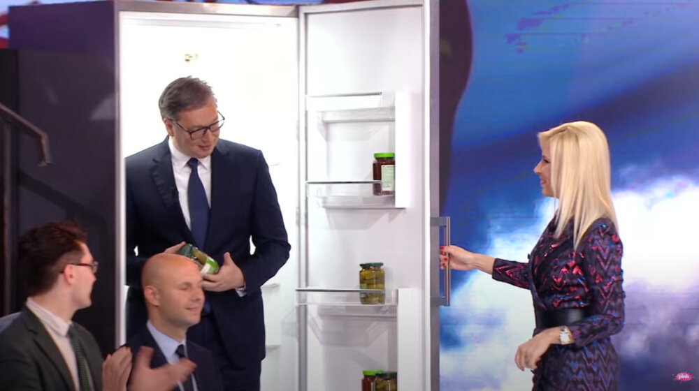 Đilas: Vučićev izlazak iz praznog frižidera najbolja i najiskrenija poruka koju je SNS poslala građanima 1