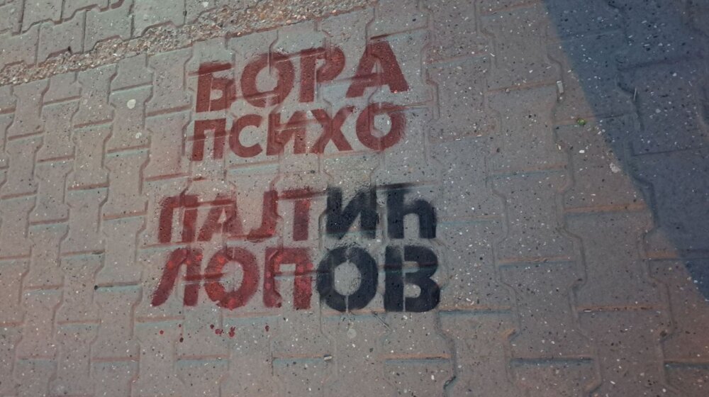 Grupa opozicionih stranaka: Klevetnički grafiti su opasna kampanja 1