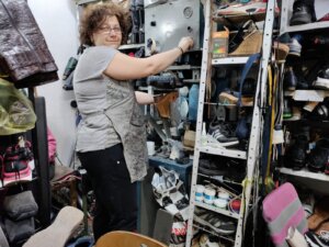 "Ni sanjala nisam da ću se baviti ovim zanatom": Kako je Jelena iz Ćuprije postala obućarka iz Šapca 2 "Ni sanjala nisam da ću se baviti ovim zanatom": Kako je Jelena iz Ćuprije postala obućarka iz Šapca 2