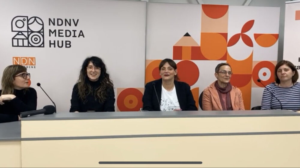 Digitalna većina: Vidljivost žena na Wikipediji ograničena, tek 9 odsto njih u uredništvu ove popularne internet platforme 1