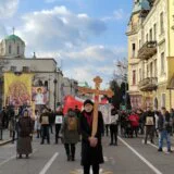 Održana litija za Kosovo, učesnici vređali policiju (FOTO) 10