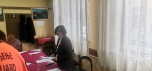 Pobuna penzionera u Šapcu: Prekinuta izborna skupština, morala da interveniše policija 3