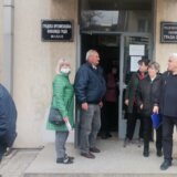 Šabac: Privatno obezbeđenje sprečilo penzionere da prisustvuju izboru predsednika Gradskog udruženja 9