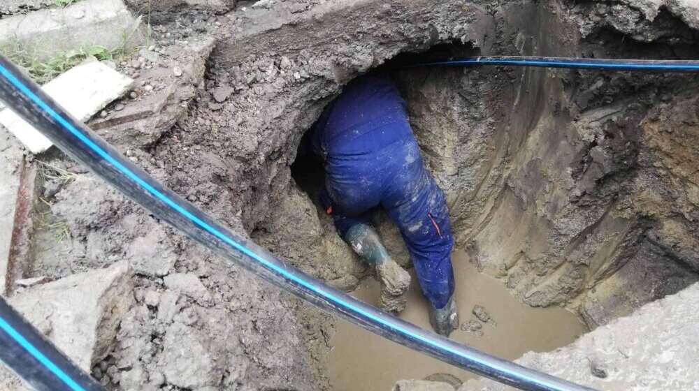 U toku hitno otklanjanje kvara na magistralnom cevovodu na Makišu, deo Beograda privremeno bez vode 1