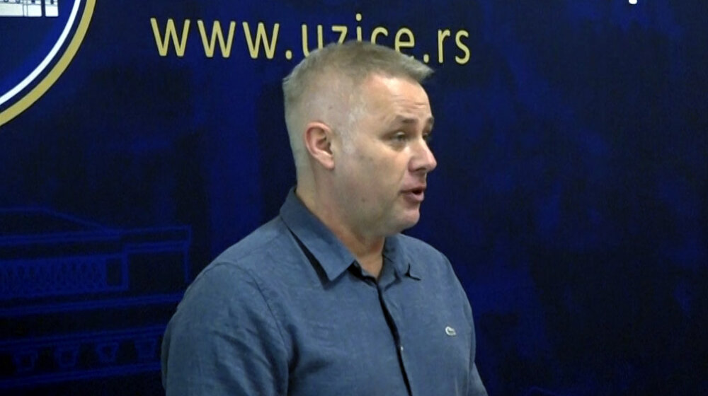 Svako drugo dete ima više profila na društvenim mrežama: Igor Jurić poručio roditeljima da pričaju sa decom 1