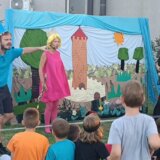 Besplatna pozorišna predstava za najmlađe Donjomilanovčane 8