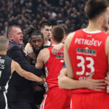 Kakvu kaznu Matijas Lesor može da dobije zbog nasrtaja na Filipa Petruševa 15