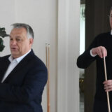 Vučić igrao bilijar sa Orbanom, enigma ko je pobedio 2