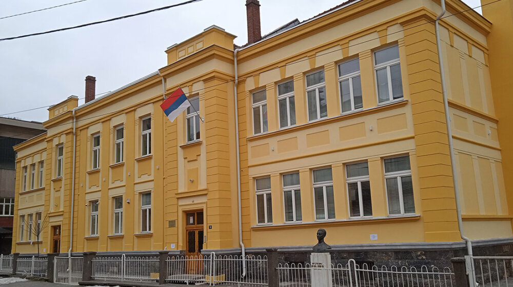 Vršnjačko nasilje u užičkoj školi i posle tri nedelje potresa javnost: Direktorka negira da se čitav slučaj zataškava 1