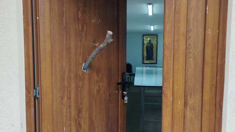 Trinaestogodišnjaci oštetili manastir Svete Varvare 1