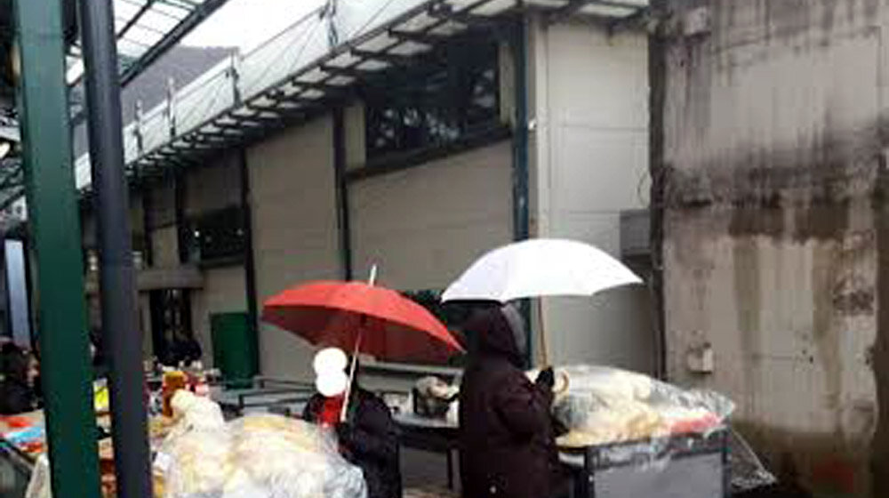 Zavetnici: Tek rekonstruisana užička pijaca "zrela" za popravku 1