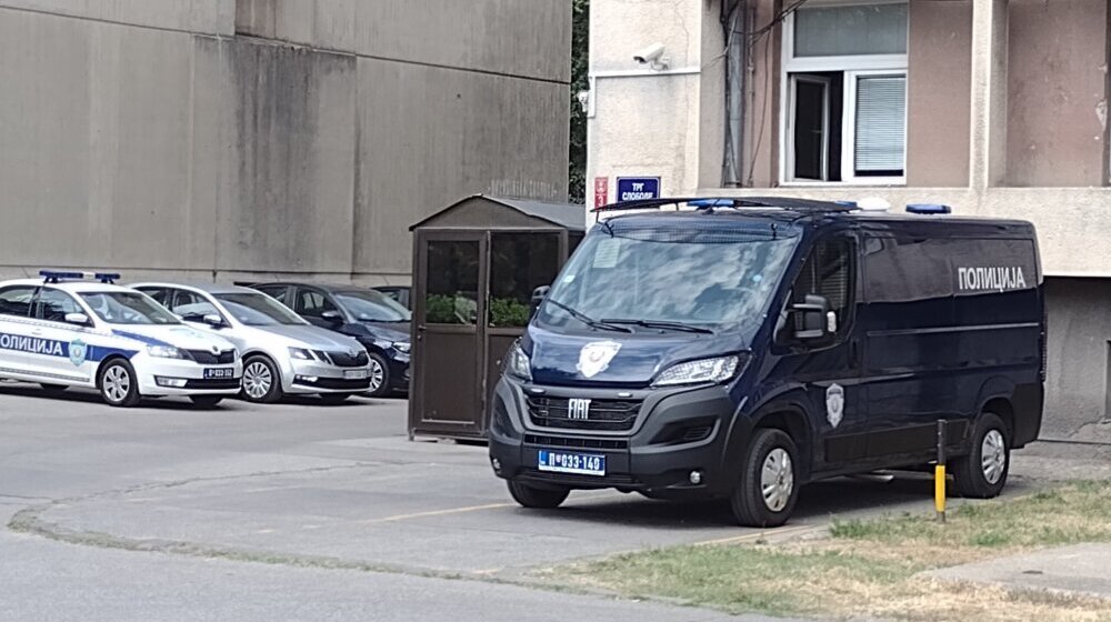 Uhapšen šesnaestogodišnjak iz okoline Knića zbog pokušaja ubistva 1