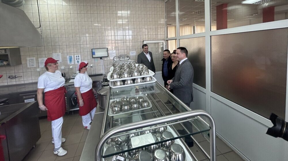 Zbog čega se učenički domovi vikendom pretvaraju u hostele? 1