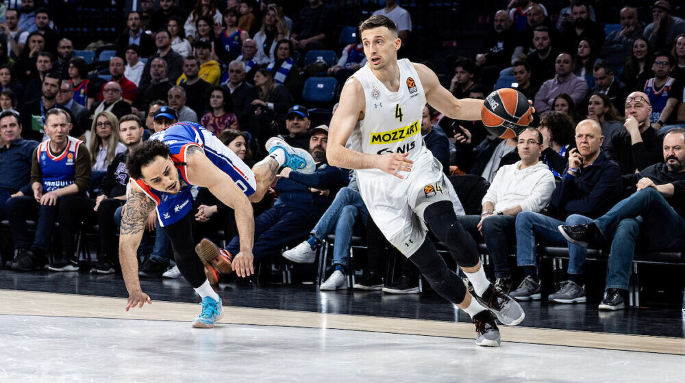 Partizan pobedio Efes u Istanbulu u utakmici 29. kola Evrolige, crno-beli na korak do plej-ofa 1