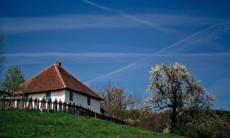 Konkurs za kupovinu seoskih kuća u Valjevu 1