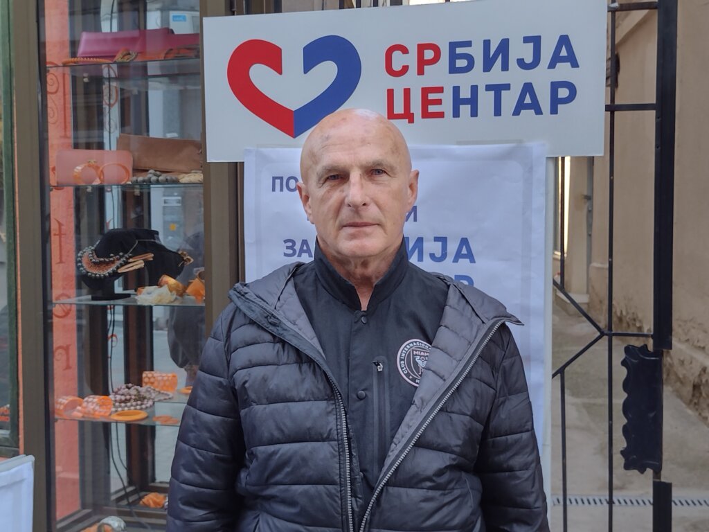 Prerasli pokret i sazreli za stranku: Kragujevčani potpisuju za registraciju Srbije Centar 3 Prerasli pokret i sazreli za stranku: Kragujevčani potpisuju za registraciju Srbije Centar 3