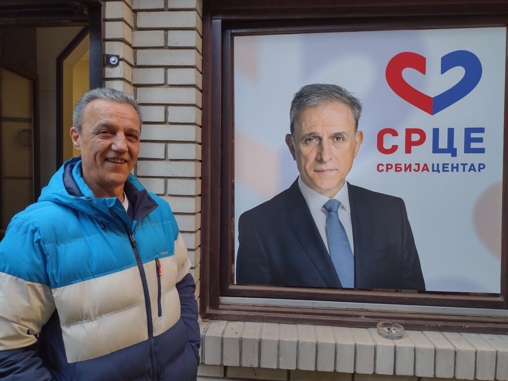 Prerasli pokret i sazreli za stranku: Kragujevčani potpisuju za registraciju Srbije Centar 4 Prerasli pokret i sazreli za stranku: Kragujevčani potpisuju za registraciju Srbije Centar 4