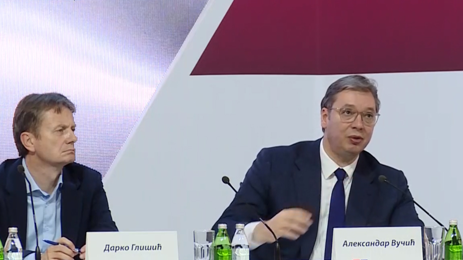 Vučić na sednici GO SNS: Tražim vašu podršku, sazvaću Skupštinu SNS 27. maja 1