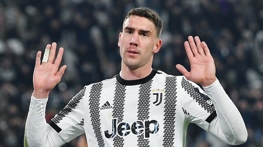 Italijanski mediji najavljuju da bi klub iz Torina mogao da proda srpskog reprezentativca: Vlahović na leto odlazi iz Juventusa? 1