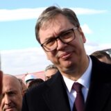 Pokušaj zbijanja redova iza Vučića: Koja je svrha „Narodnog pokreta“? 4
