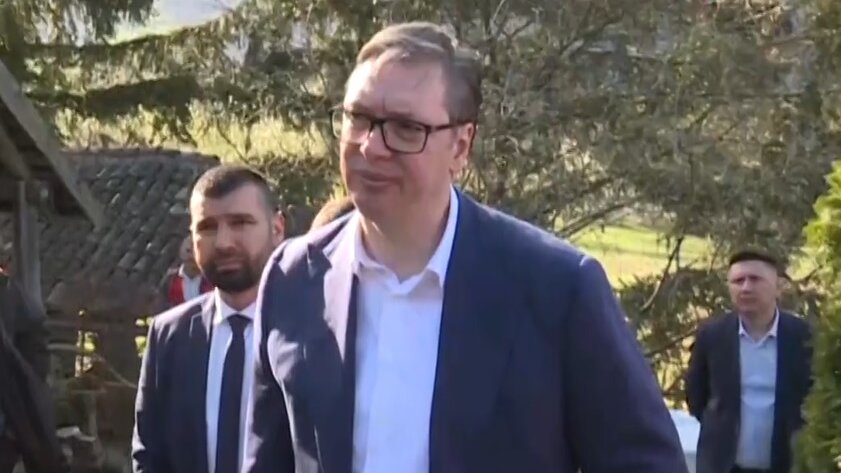 Vučić o KM tablicama: Portparol EU Stano potvrdio da smo u pravu 1