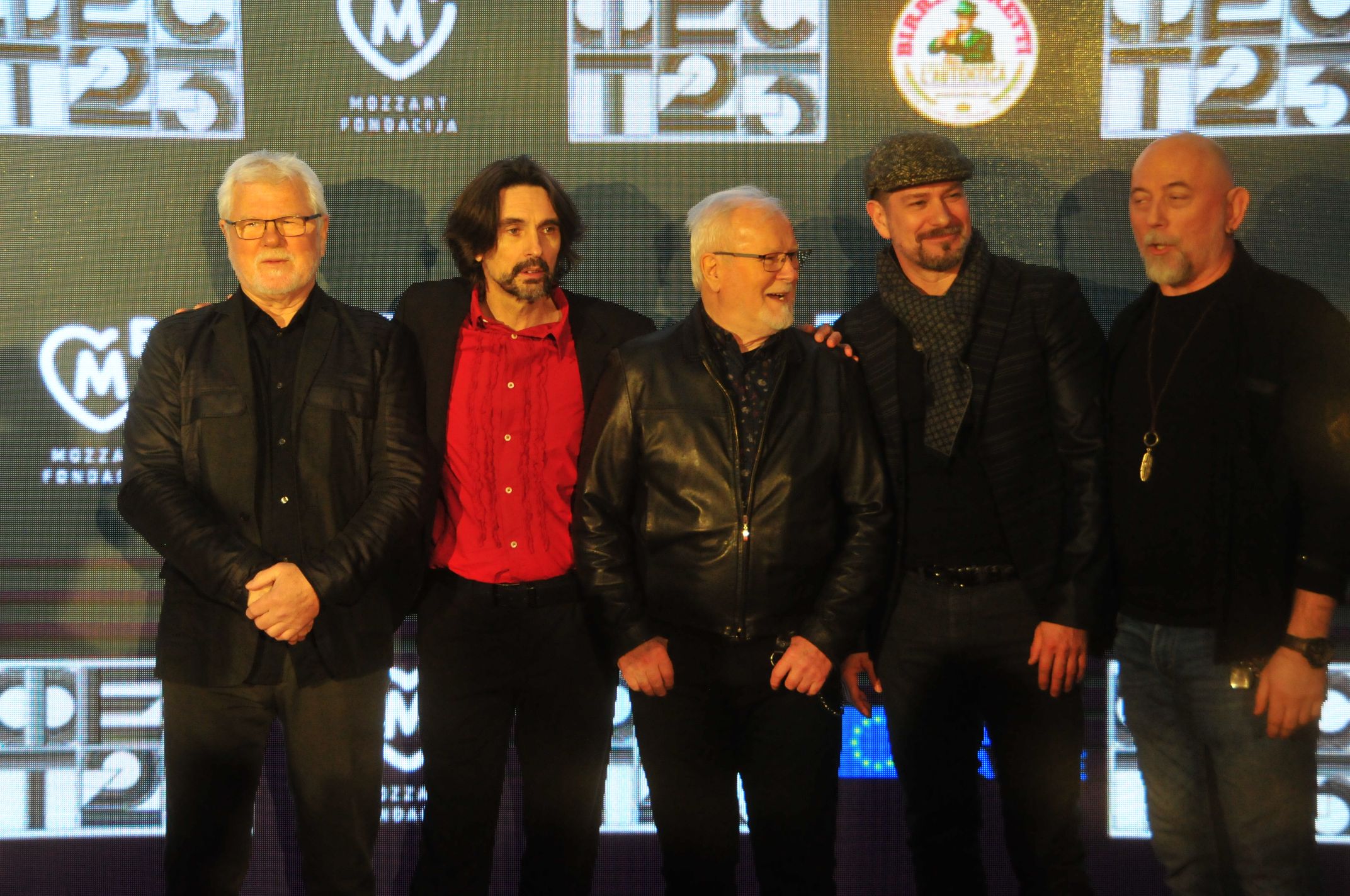 Aplauz filmu “YU Grupa – Trenutak sna” na 51. Festu, priči o braći Jelić, rokenrolu, trajanju, ljubavi i borbi 2 Aplauz filmu “YU Grupa – Trenutak sna” na 51. Festu, priči o braći Jelić, rokenrolu, trajanju, ljubavi i borbi 2