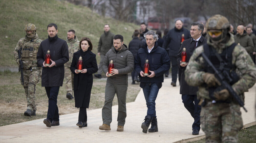 Ukrajina obeležila godišnjicu oslobođenja Buče, Rusija nastavila sa napadima 1