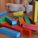 Kako igra kockicama utiče na razvoj deteta? 1