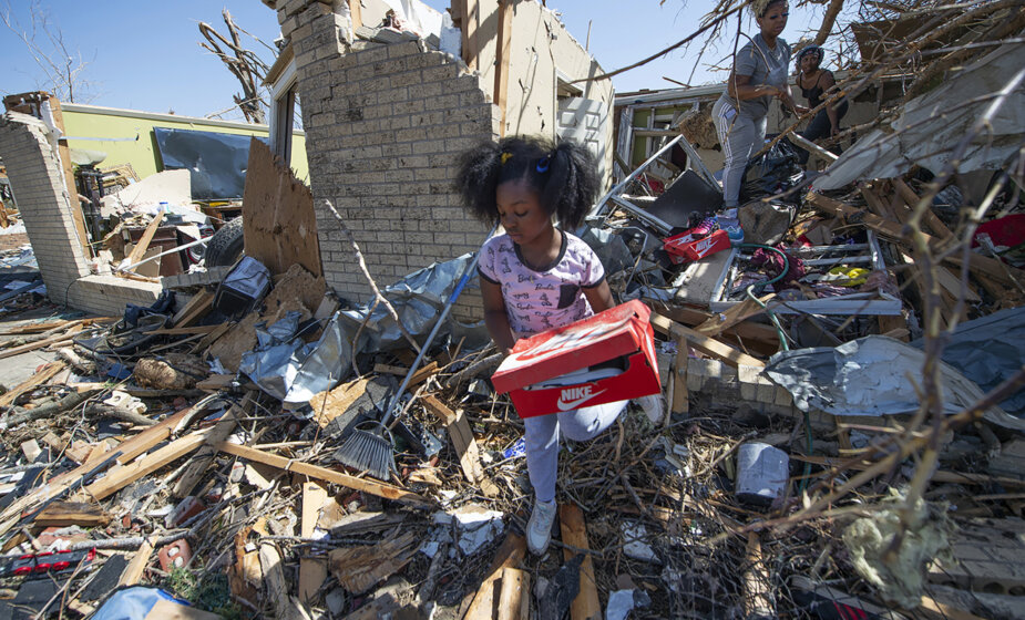 Nastavljena potraga za žrtvama tornada u SAD 1