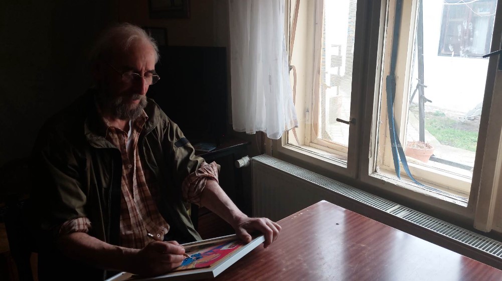 "Moj je bio drugačiji, imao je neobičan kostim i ponašanje": Kako je Dragan Stokić iz Rajca stvorio lik kultnog strip junaka "Ninđe" 2 "Moj je bio drugačiji, imao je neobičan kostim i ponašanje": Kako je Dragan Stokić iz Rajca stvorio lik kultnog strip junaka "Ninđe" 2