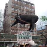 “Naš vuk samotnjak sada je podvio rep i grize ga od straha”: Protest Nišlija u znak podrške tužiteljkama u Beogradu 6