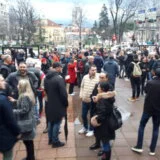 Protest advokata "Ne damo naše Laure" u četvrtak u Novom Sadu ispred zgrade suda 10