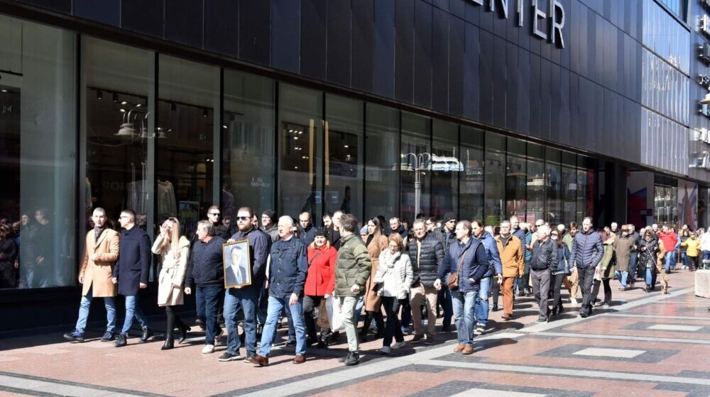 Podneta inicijativa da Zoran Đinđić dobije spomenik u Nišu: Predsednik SG (SNS) smatra da nije upućena po zakonskoj proceduri 1