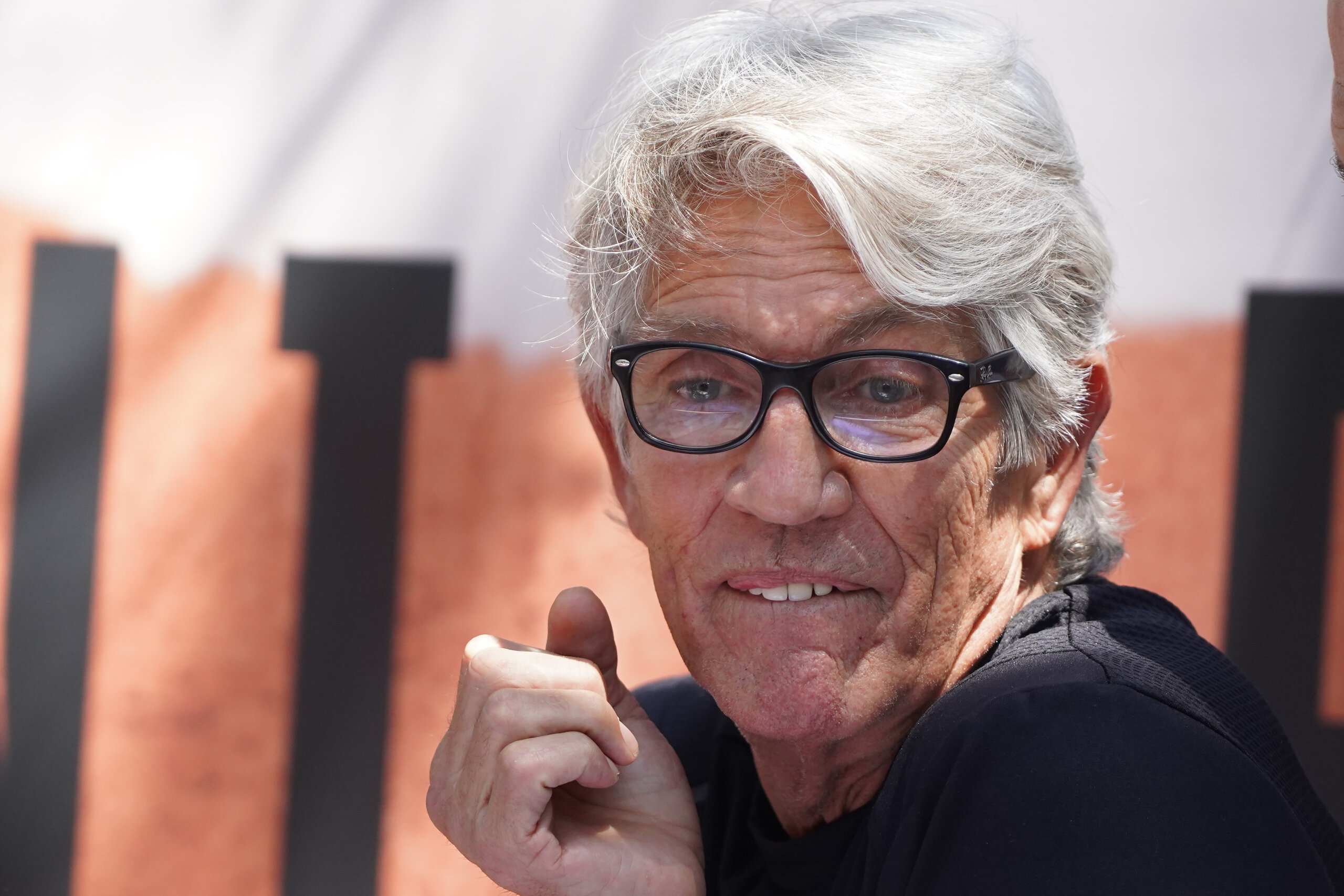 "Do juče su branili Buhu i glumce": Reditelj "Južnog vetra" se oglasio nakon optužbi na društvenim mrežama 3 "Do juče su branili Buhu i glumce": Reditelj "Južnog vetra" se oglasio nakon optužbi na društvenim mrežama 3