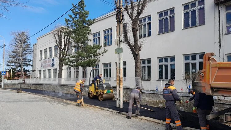 Unapređenje saobraćajne infrastrukture u zoni škola u Kragujevcu 1
