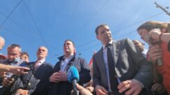 milosdss Desnica održala jednočasovni protest ispred zgrade Vlade, najavili pravne korake protiv Vučića 2