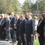 Beograd: Na Straževici i u Tašmajdanskom parku odata pošta stradalima u NATO bombardovanju 11