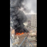 Prvi snimci iz Rusije: Ogroman požar u zgradi tajne službe, gust dim prekrio grad (VIDEO) 4