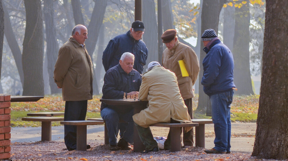 Kovačević: Jednokratna pomoć penzionerima od 285 miliona evra mora biti planirana budžetom 1