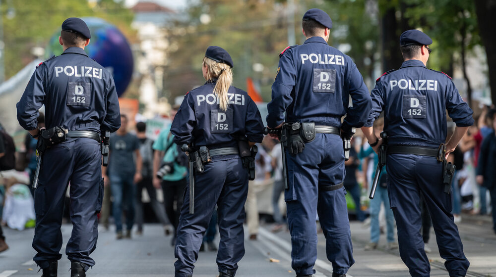 Islamisti prete Beču, specijalna policija izašla na ulice 1