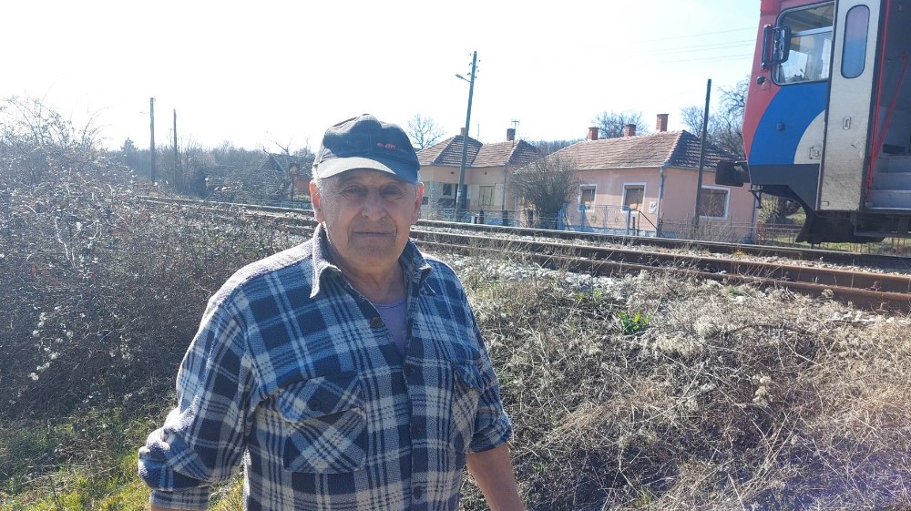 "Ode nam kuća, vikao je moj suprug": Meštani sela pored Zaječara gde je iskliznuo putnički voz iz šina 2