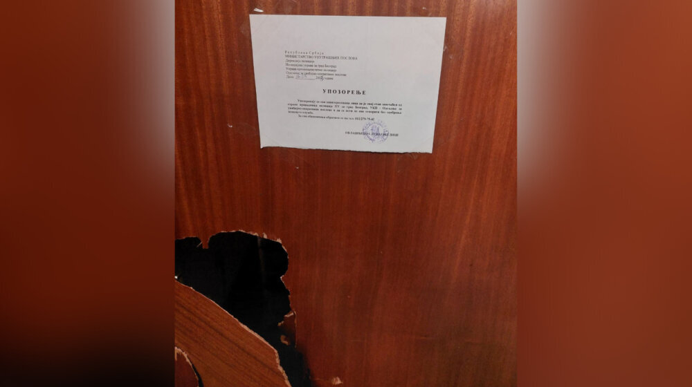 "Ovo je pokazna vežba za novi Zakon o policiji": Poslanik DS obezbedio pravnu pomoć porodici kojoj je policija greškom demolirala stan 1