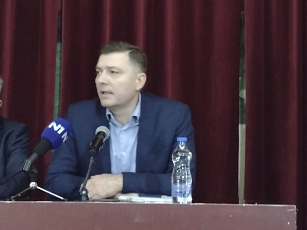 Briga nas za Vučića, šta mi sami možemo da uradimo i promenimo: Tribina opozicije u Kragujevcu 4
