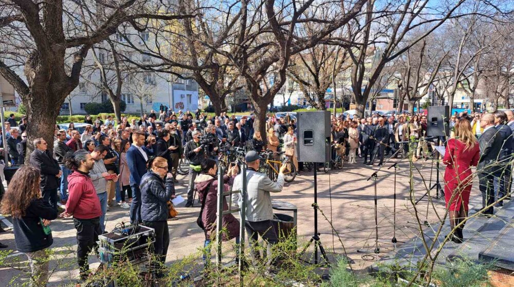 Protest advokata u Novom Sadu: Napada na nas je sve više, nasilnike što pre pronaći i kazniti 1