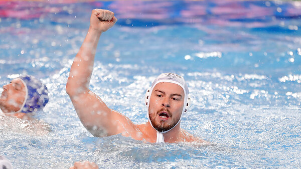 Srbija preko svetskog prvaka otplivala do F8 Svetskog kupa 1