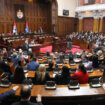 Otkažite mitinge i formirajte prelaznu vladu: Uspravna Srbija ocenila da je vlast dovela zemlju “na ivicu građanskih sukoba” 11