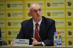 Otkažite mitinge i formirajte prelaznu vladu: Uspravna Srbija ocenila da je vlast dovela zemlju “na ivicu građanskih sukoba” 2 Otkažite mitinge i formirajte prelaznu vladu: Uspravna Srbija ocenila da je vlast dovela zemlju “na ivicu građanskih sukoba” 2